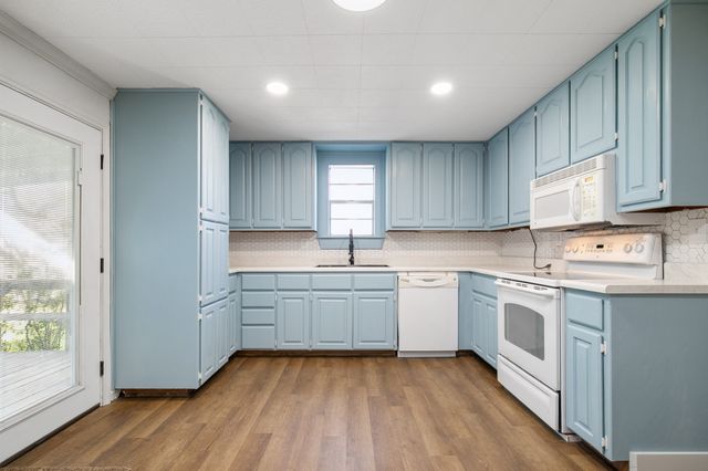 114 Otis Street, Whitesboro, TX 76273