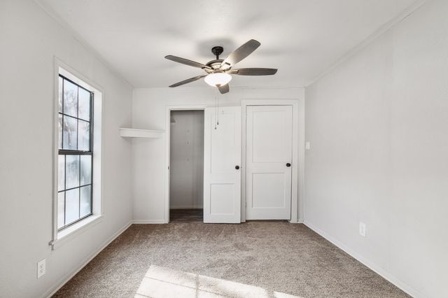 114 Otis Street, Whitesboro, TX 76273