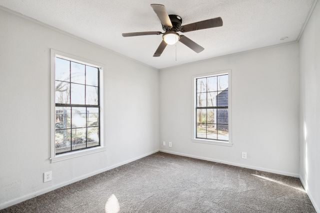 114 Otis Street, Whitesboro, TX 76273