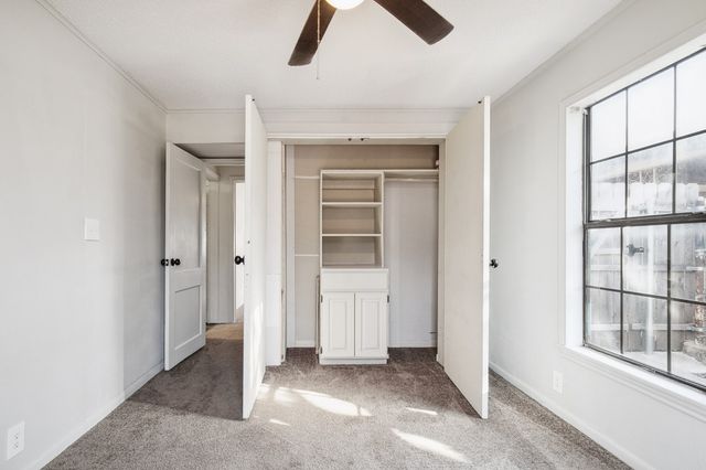 114 Otis Street, Whitesboro, TX 76273