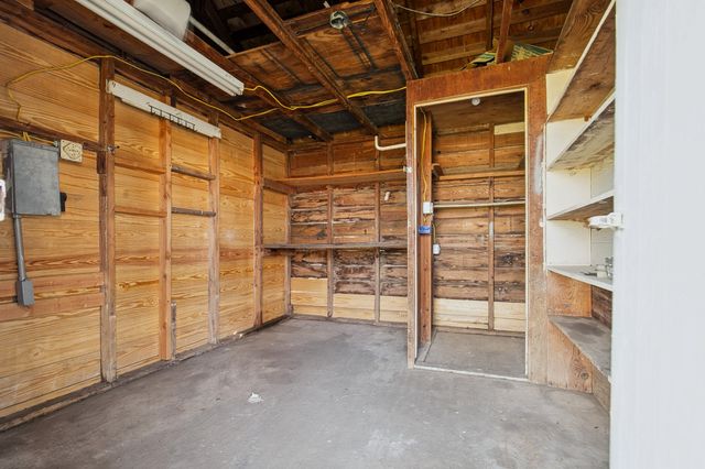 114 Otis Street, Whitesboro, TX 76273