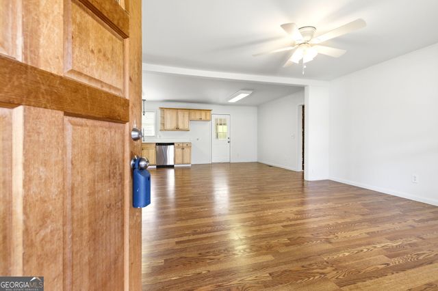 162 Orchard Circle, Commerce, GA 30529