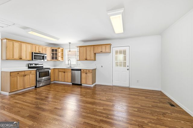 162 Orchard Circle, Commerce, GA 30529