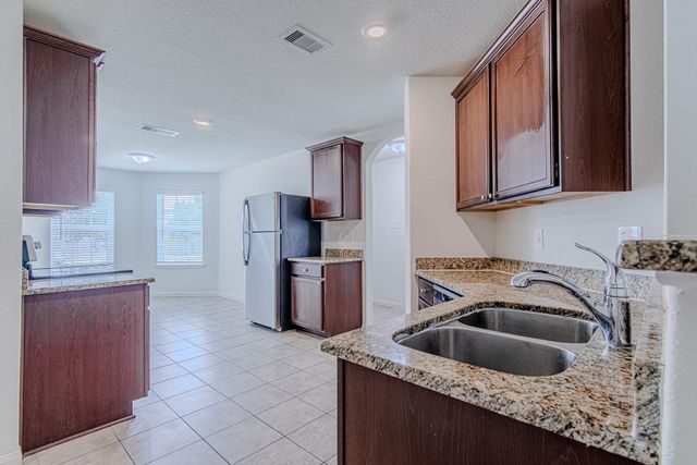 9522 Olive Stone Drive, Rosharon, TX 77583