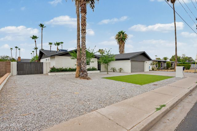 3117 E SWEETWATER Avenue, Phoenix, AZ 85032