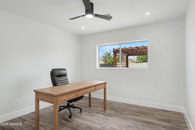 3117 E SWEETWATER Avenue, Phoenix, AZ 85032
