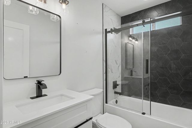 3117 E SWEETWATER Avenue, Phoenix, AZ 85032