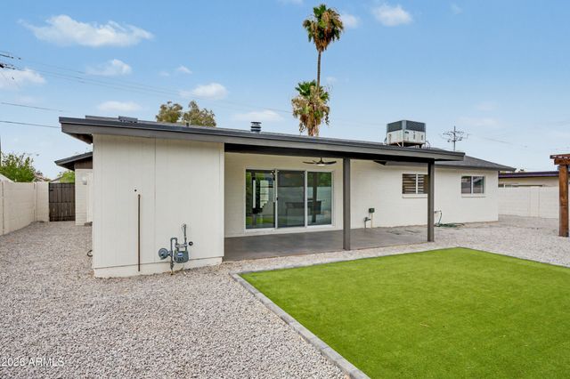 3117 E SWEETWATER Avenue, Phoenix, AZ 85032