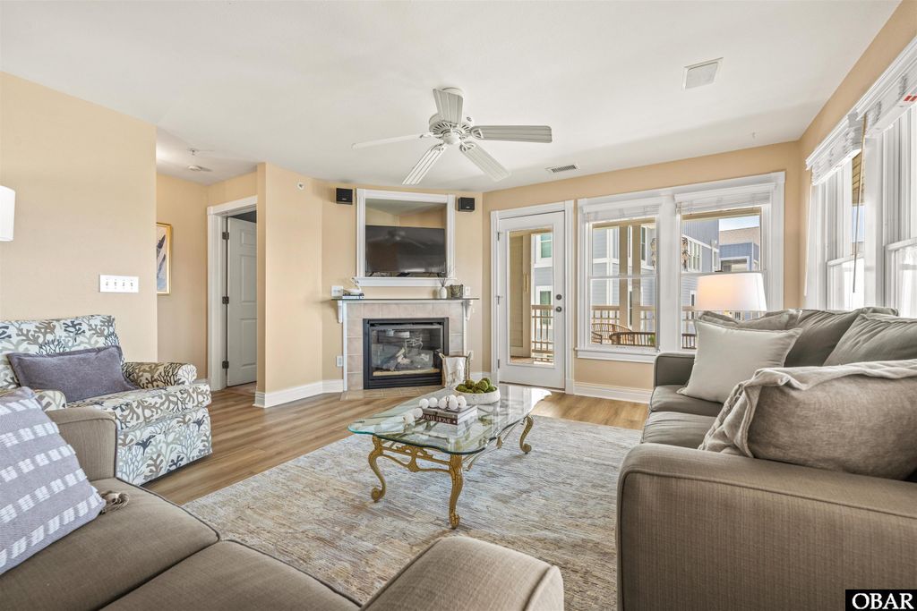 Image 4 of property listing at 1321 Ballast Point Drive Unit 1321, Manteo, NC 27954