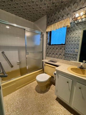 14537 Shadow Wood Lane, Delray Beach, FL 33484