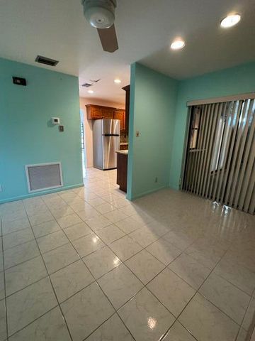 14537 Shadow Wood Lane, Delray Beach, FL 33484