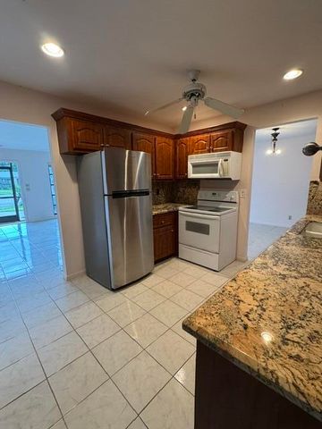 14537 Shadow Wood Lane, Delray Beach, FL 33484