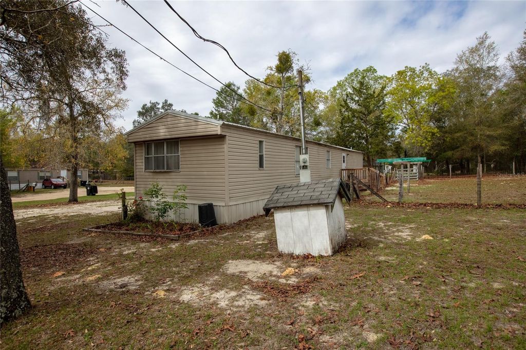 Image 8 of property listing at 7160 PURDUE STREET, Keystone Heights, FL 32656