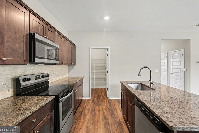 167 Waters Edge Parkway, Temple, GA 30179