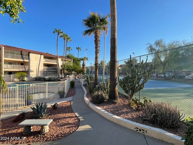 11048 N 28TH Drive 146, Phoenix, AZ 85029