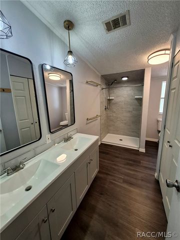 1987 S Colonial Avenue, Homosassa, FL 34448