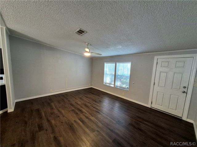 1987 S Colonial Avenue, Homosassa, FL 34448