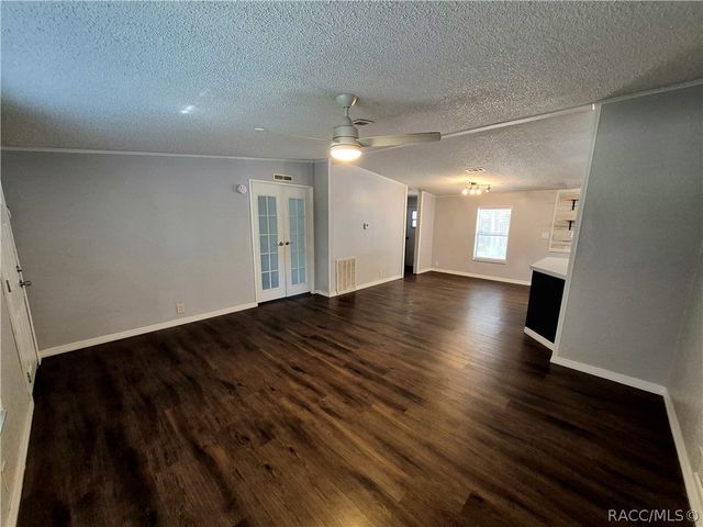 1987 S Colonial Avenue, Homosassa, FL 34448
