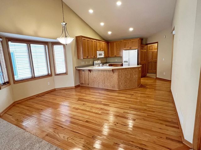 1877 156th Lane NW, Andover, MN 55304