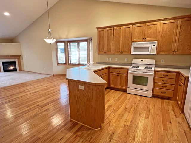 1877 156th Lane NW, Andover, MN 55304