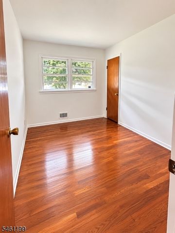 627 Warfield Rd, North Plainfield Boro, NJ 07063