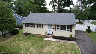 627 Warfield Rd, North Plainfield Boro, NJ 07063