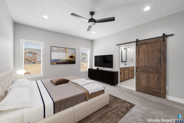 204 N Autumnwood Ct Court, Sioux Falls, SD 57110