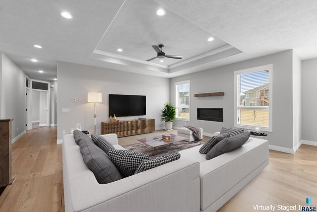 204 N Autumnwood Ct Court, Sioux Falls, SD 57110