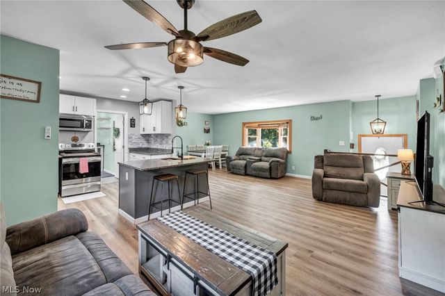 1275 Sandy Lake Road, Ravenna, OH 44266
