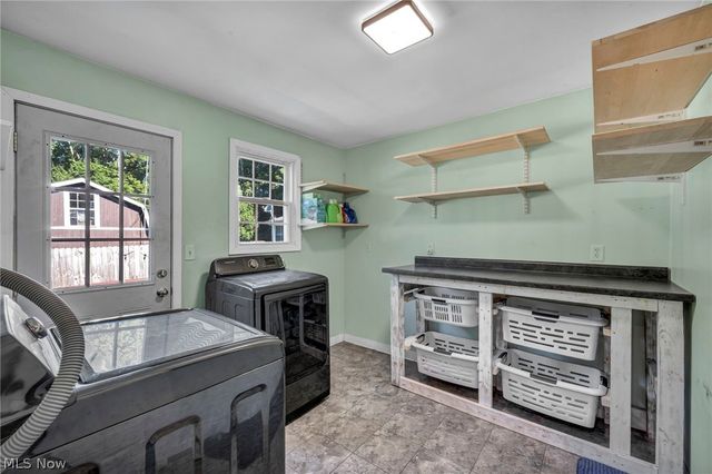 1275 Sandy Lake Road, Ravenna, OH 44266