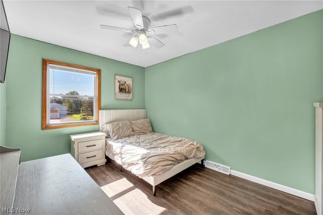 1275 Sandy Lake Road, Ravenna, OH 44266