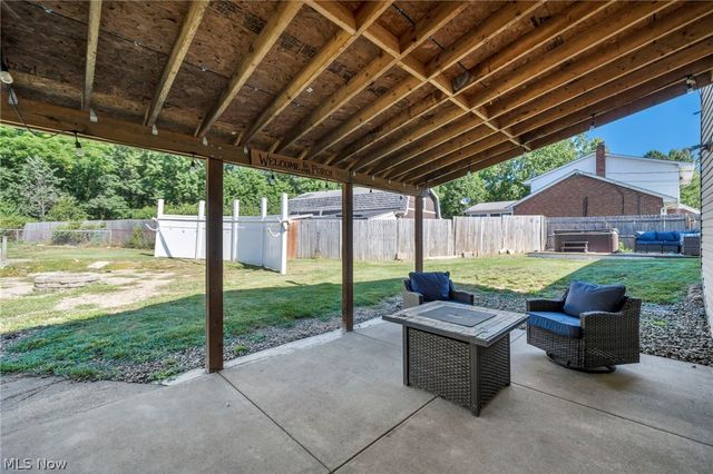 1275 Sandy Lake Road, Ravenna, OH 44266