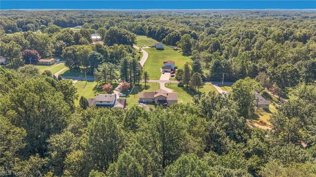 1275 Sandy Lake Road, Ravenna, OH 44266