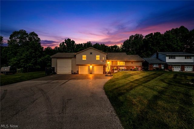 1275 Sandy Lake Road, Ravenna, OH 44266