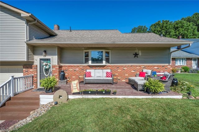 1275 Sandy Lake Road, Ravenna, OH 44266