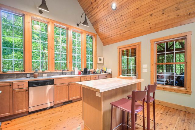 14217 Wildwood Lane, Chikaming Twp, MI 49115