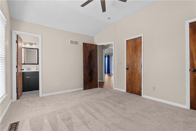 120 W Skylark Street, Gardner, KS 66030