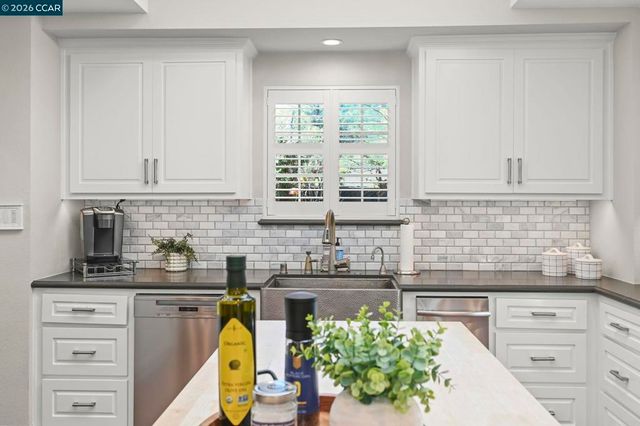 1496 Finley Lane, Alamo, CA 94507