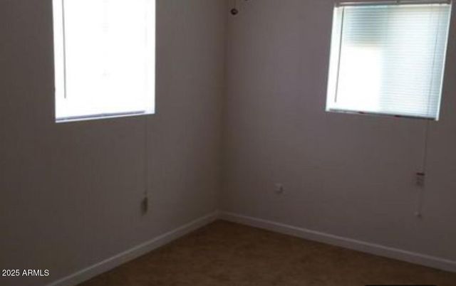 4913 W STELLA Lane, Glendale, AZ 85301