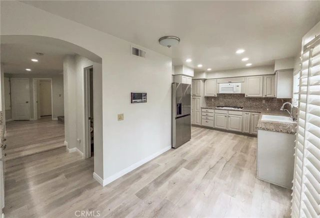 5018 Evanwood Avenue, Oak Park, CA 91377