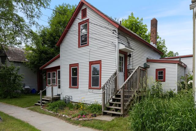 76 Ward Street, Burlington, VT 05401