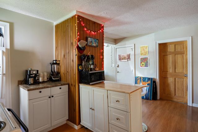 76 Ward Street, Burlington, VT 05401