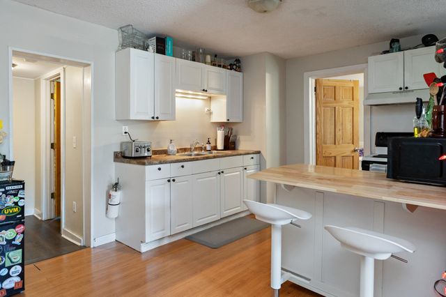 76 Ward Street, Burlington, VT 05401