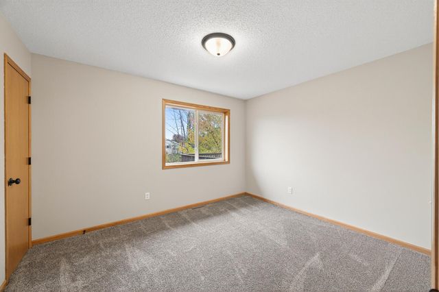 7669 386th Street, North Branch, MN 55056