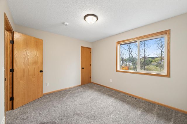 7669 386th Street, North Branch, MN 55056