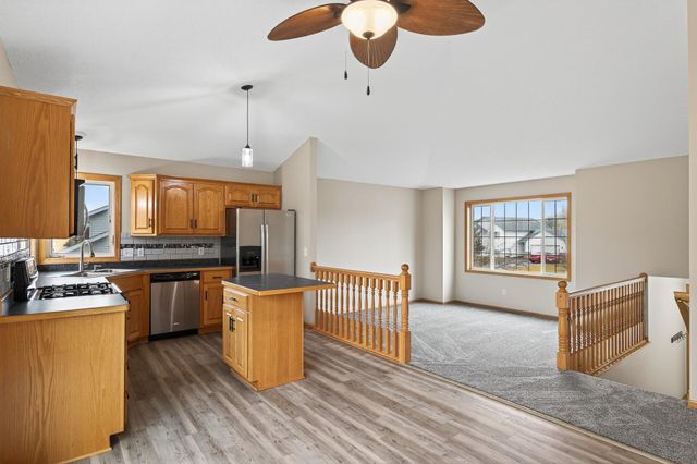 7669 386th Street, North Branch, MN 55056