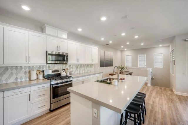 10862 Everly Way, San Diego, CA 92129