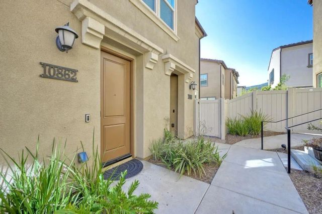 10862 Everly Way, San Diego, CA 92129