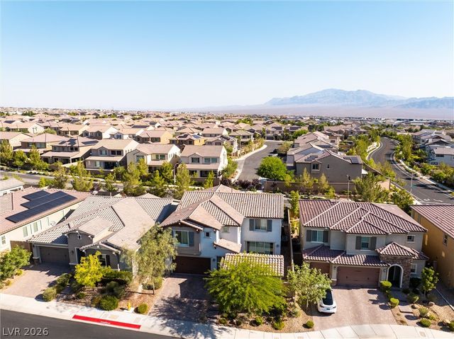 9936 Bighorn Bellows Avenue, Las Vegas, NV 89166