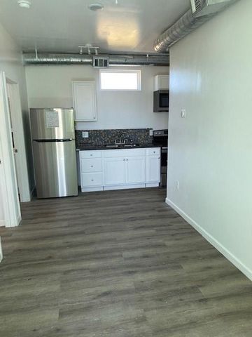 3624 87th St 1, Galveston, TX 77554